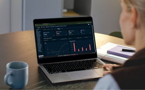 Etable Restaurant Dashboard and Analytics interface with real-time sales, booking stats, and performance tracking